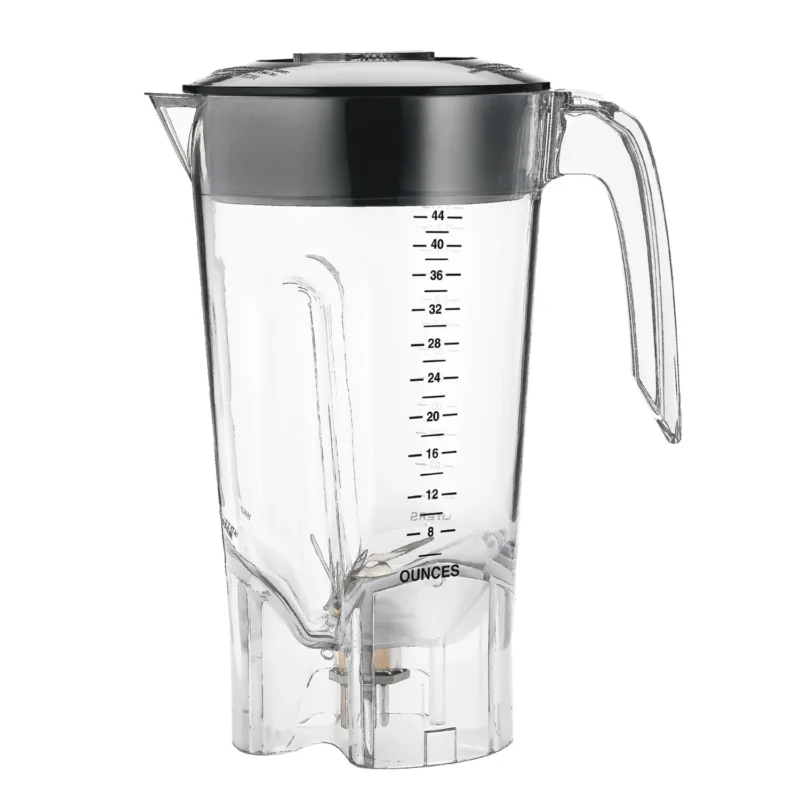 Recipiente transparente de licuadora con mediciones en onzas.